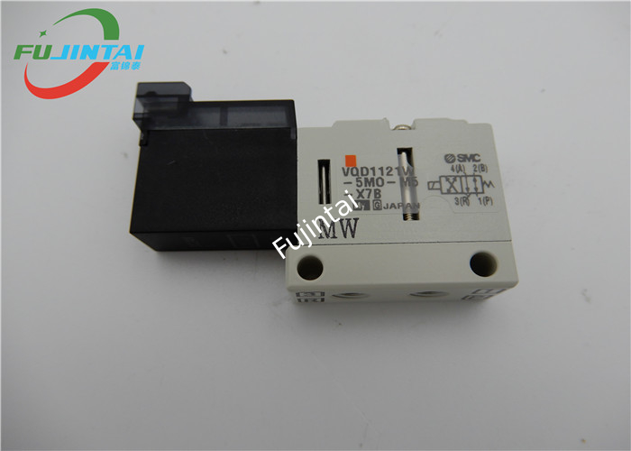 JUKI 750 760 Juki Machine Parts 4 Way Electromagnetic Valve PV140507000 VQD1121W-5MO-C4-X8B